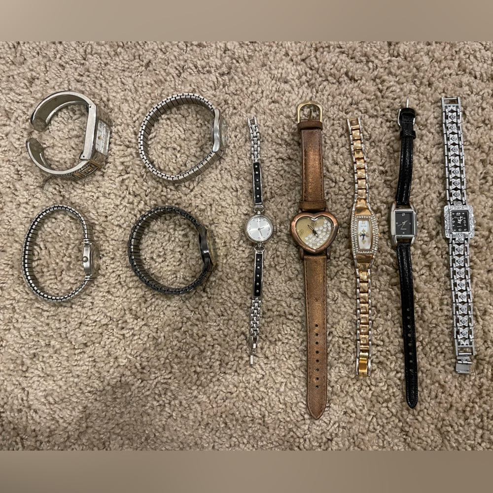MOVING SALE ALL MUST GO: Vintage Watch bundle!